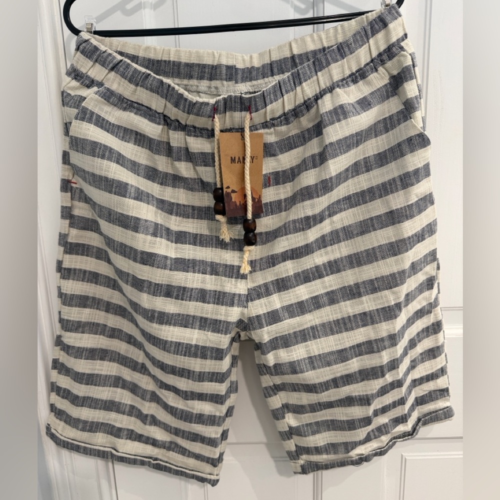 (Make Offer) Striped Gray and White Shorts